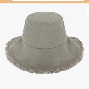 Coolibar Frayed Edge Peach Bucket Hat